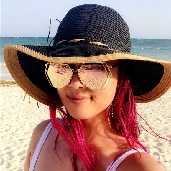 Meet your Posher, Vy Vy - Picture 12 of 16